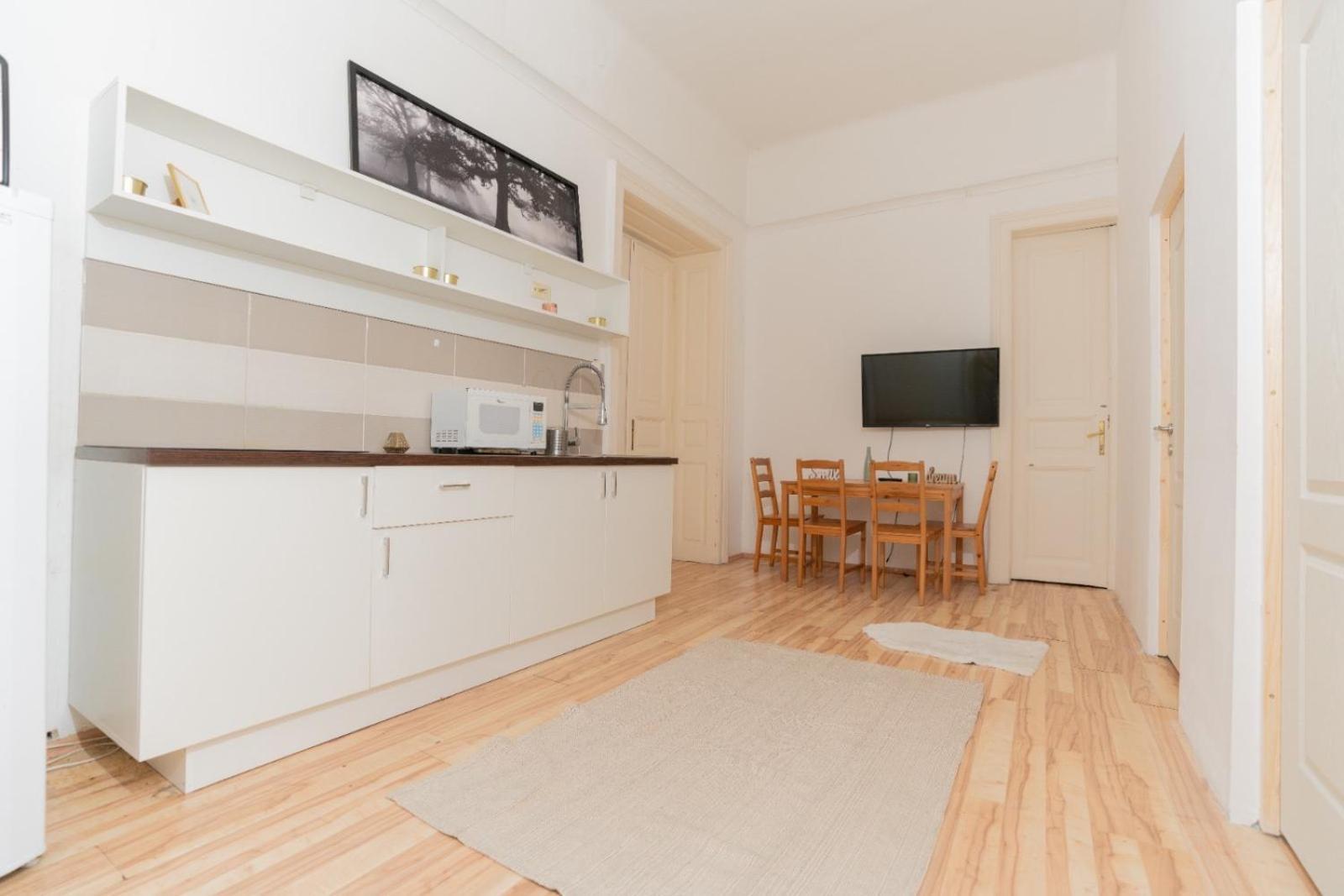 5-room In The Heart Of The Center Near The Synagogue