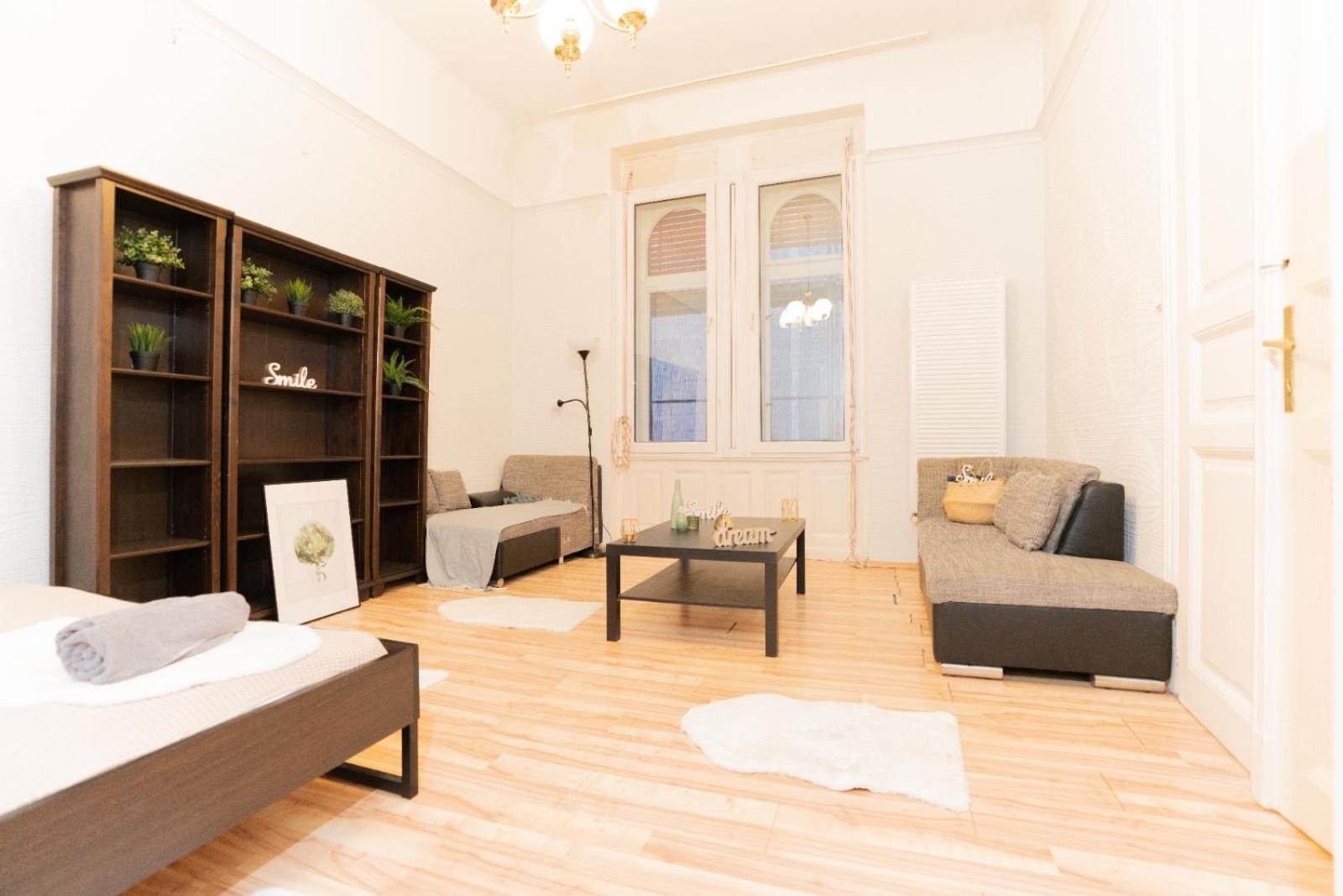 5-room In The Heart Of The Center Near The Synagogue Apartment